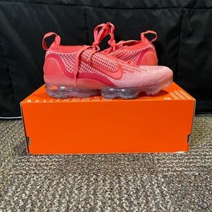 Nike Air Vapormax 2021 FK Magic Ember Womens Size 7.5 DC4112-800.